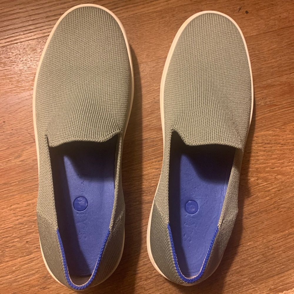 Rothy’s slip ons